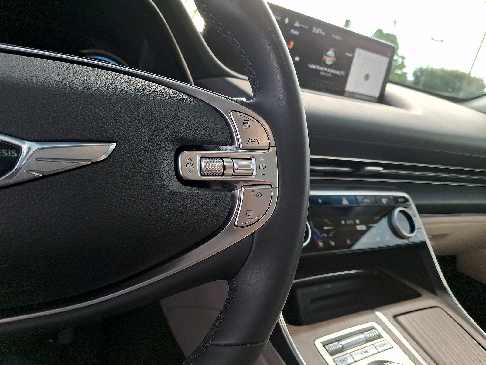 Used 2023 Genesis GV80 3.5T w/ Advanced Package AWD/4WD image 22