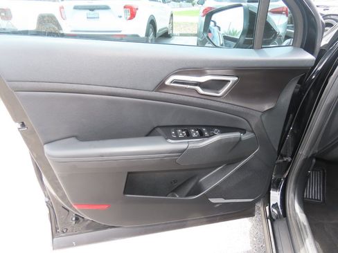Used 2023 Kia Sportage EX FWD image 24