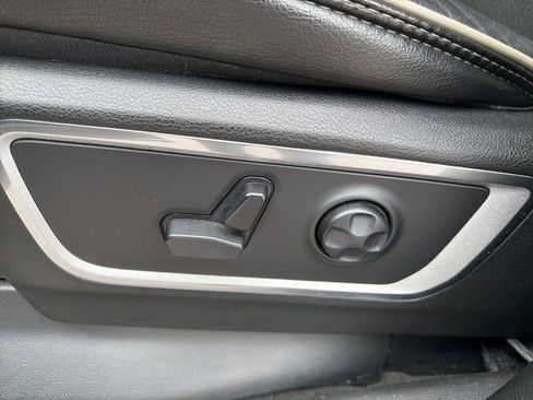 Used 2020 RAM 1500 Laramie image 19