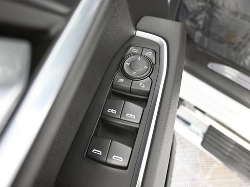 Used 2022 GMC Sierra 1500 SLT w/ SLT Convenience Package AWD/4WD image 20