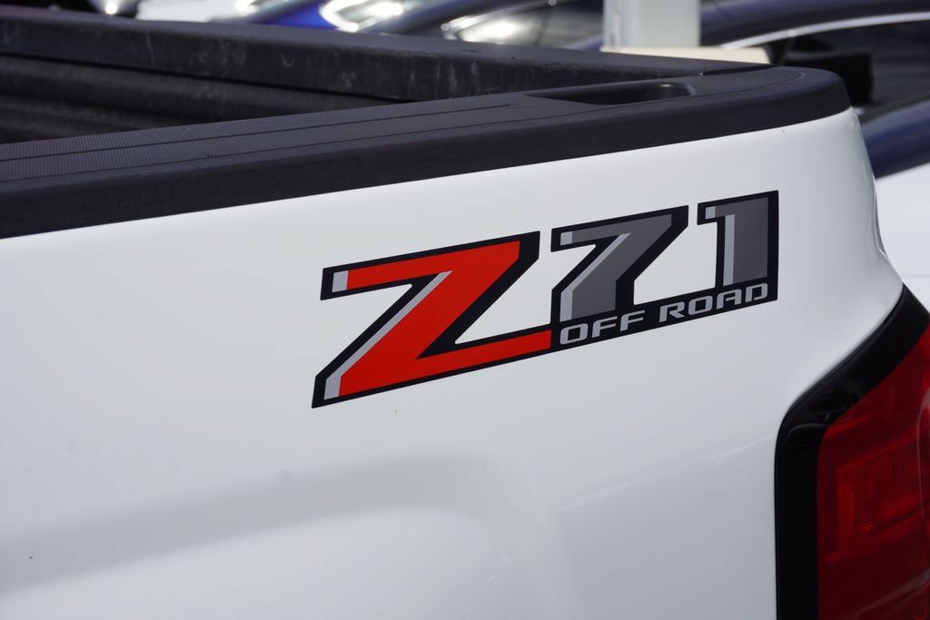 Used 2019 Chevrolet Silverado 2500 LTZ w/ Duramax Plus Package AWD/4WD image 12