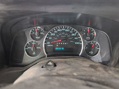 Used 2013 Chevrolet Express 2500 RWD image 15