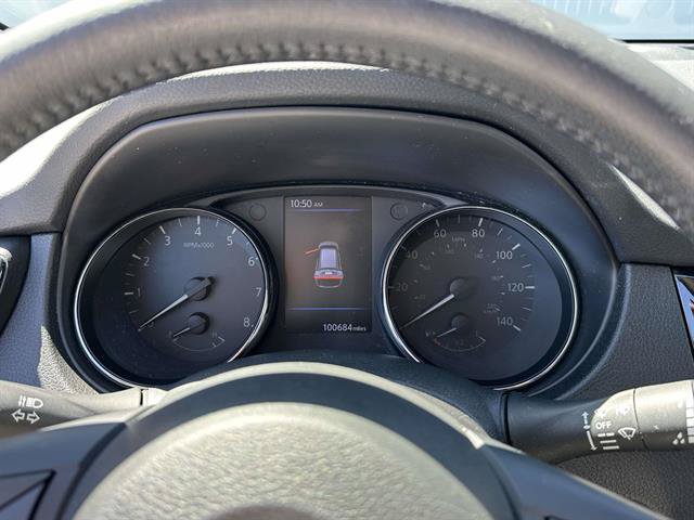 Used 2018 Nissan Rogue S w/ S Value Package AWD/4WD image 17