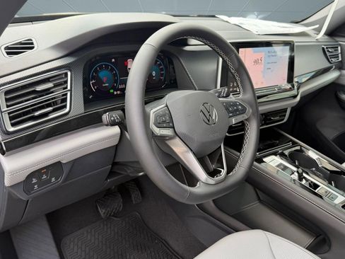 New 2026 Volkswagen Atlas Cross Sport SEL AWD/4WD image 4