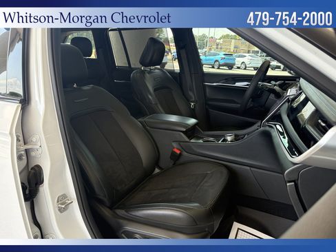 Used 2024 Jeep Grand Cherokee Trailhawk w/ Advanced Protech Group II AWD/4WD image 14