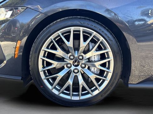 Used 2024 Ford Mustang GT Premium image 33