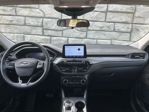 Used 2023 Ford Escape Active image 10