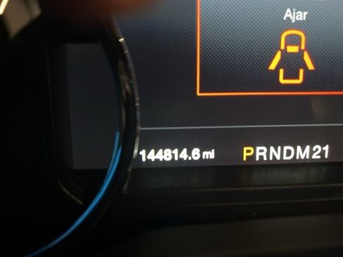 Used 2015 Ford F150 Lariat w/ Equipment Group 502A Luxury image 9