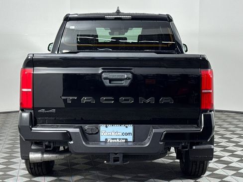 New 2025 Toyota Tacoma SR5 image 5