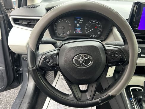 Certified 2023 Toyota Corolla LE image 16
