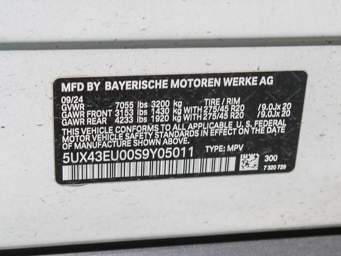 Used 2025 BMW X5 xDrive50e w/ Climate Comfort Package AWD/4WD image 13