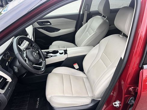 Certified 2023 Nissan Rogue SL w/ SL Premium Package AWD/4WD image 13