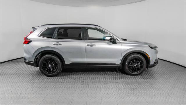 Used 2025 Honda CR-V Sport image 9