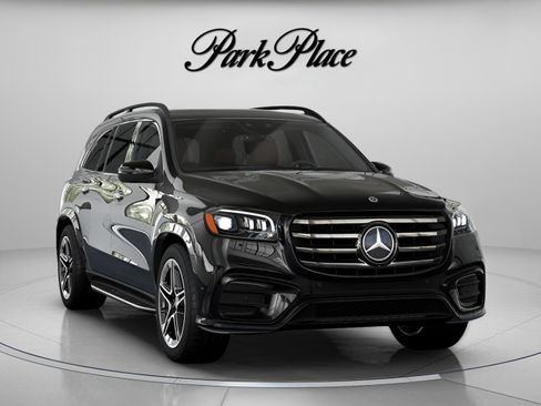 New 2026 Mercedes-Benz GLS 450 4MATIC image 34