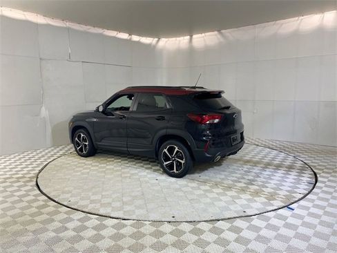 Used 2023 Chevrolet TrailBlazer RS image 19