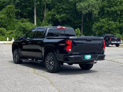 Used 2023 Chevrolet Colorado LT w/ LT Convenience Package III AWD/4WD image 6