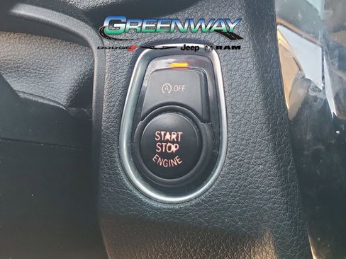 Used 2016 BMW 320i Sedan image 26