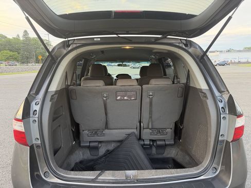 Used 2012 Honda Odyssey EX image 21