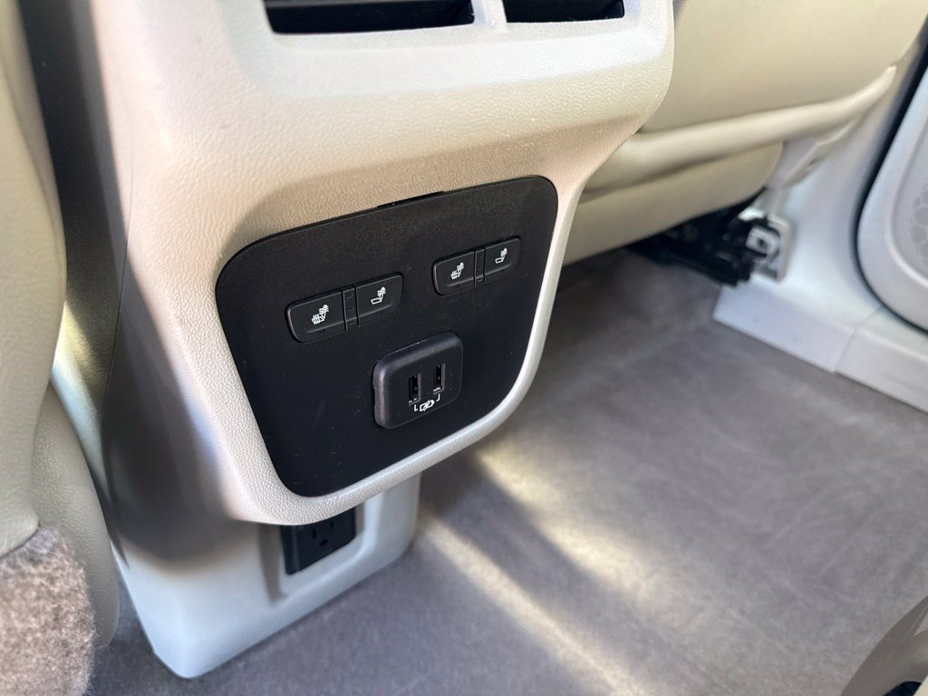 Used 2019 GMC Terrain Denali w/ Advanced Safety Package AWD/4WD image 12