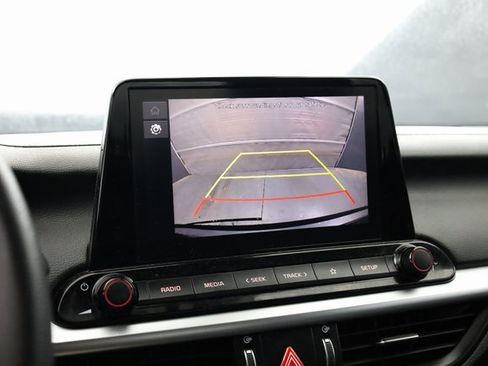 Used 2023 Kia Forte LXS image 18