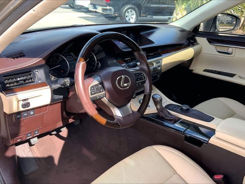 Used 2016 Lexus ES 350 image 17