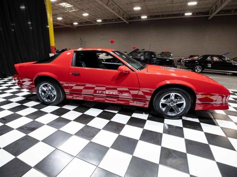 Used 1987 Chevrolet Camaro Z28 image 12
