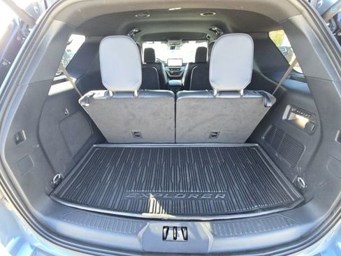 Used 2025 Ford Explorer ST-Line w/ Premium Package image 14