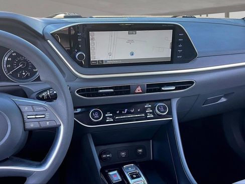 Used 2023 Hyundai Sonata SEL image 9