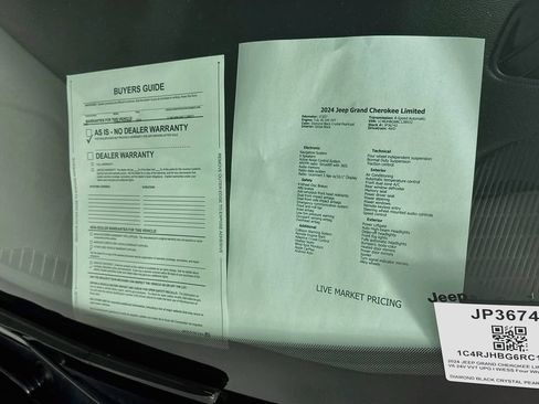 Certified 2024 Jeep Grand Cherokee Limited AWD/4WD image 15