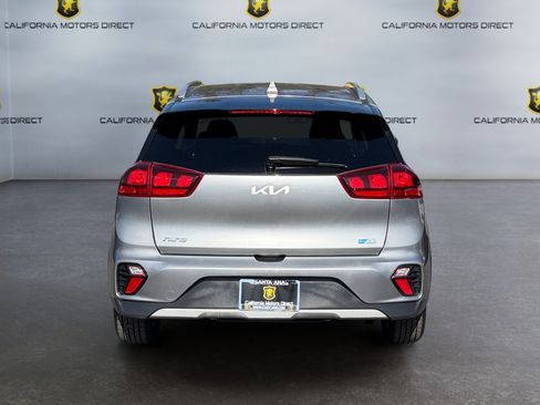 Used 2022 Kia Niro LXS w/ Digital Cluster Package FWD image 5