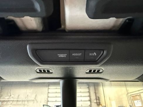 Used 2020 Jeep Gladiator Overland w/ Popular Equipment Package AWD/4WD image 17