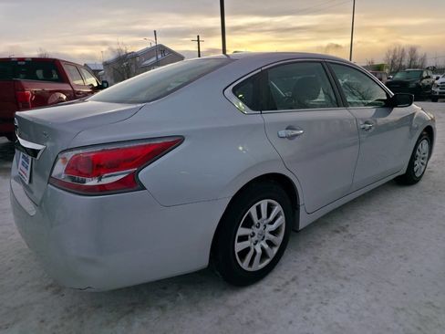 Used 2015 Nissan Altima 2.5 S w/ Power Driver Seat Package image 11