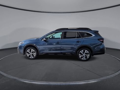 Used 2022 Subaru Outback Limited image 5