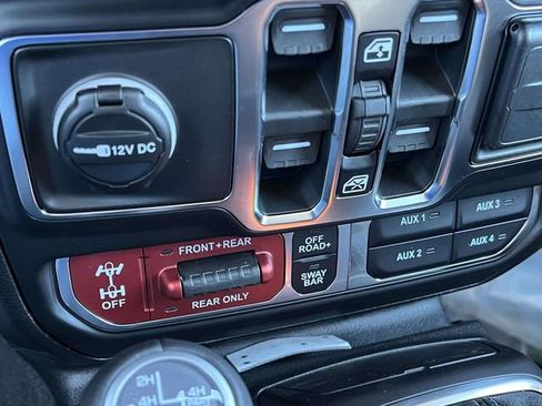New 2026 Jeep Gladiator Rubicon AWD/4WD image 24