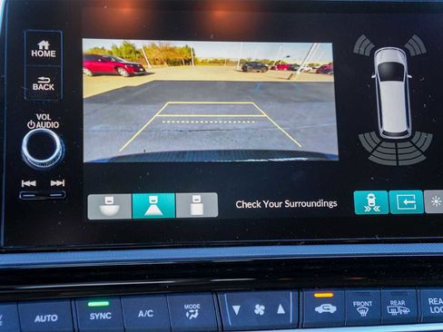 Certified 2026 Honda Odyssey Touring image 24