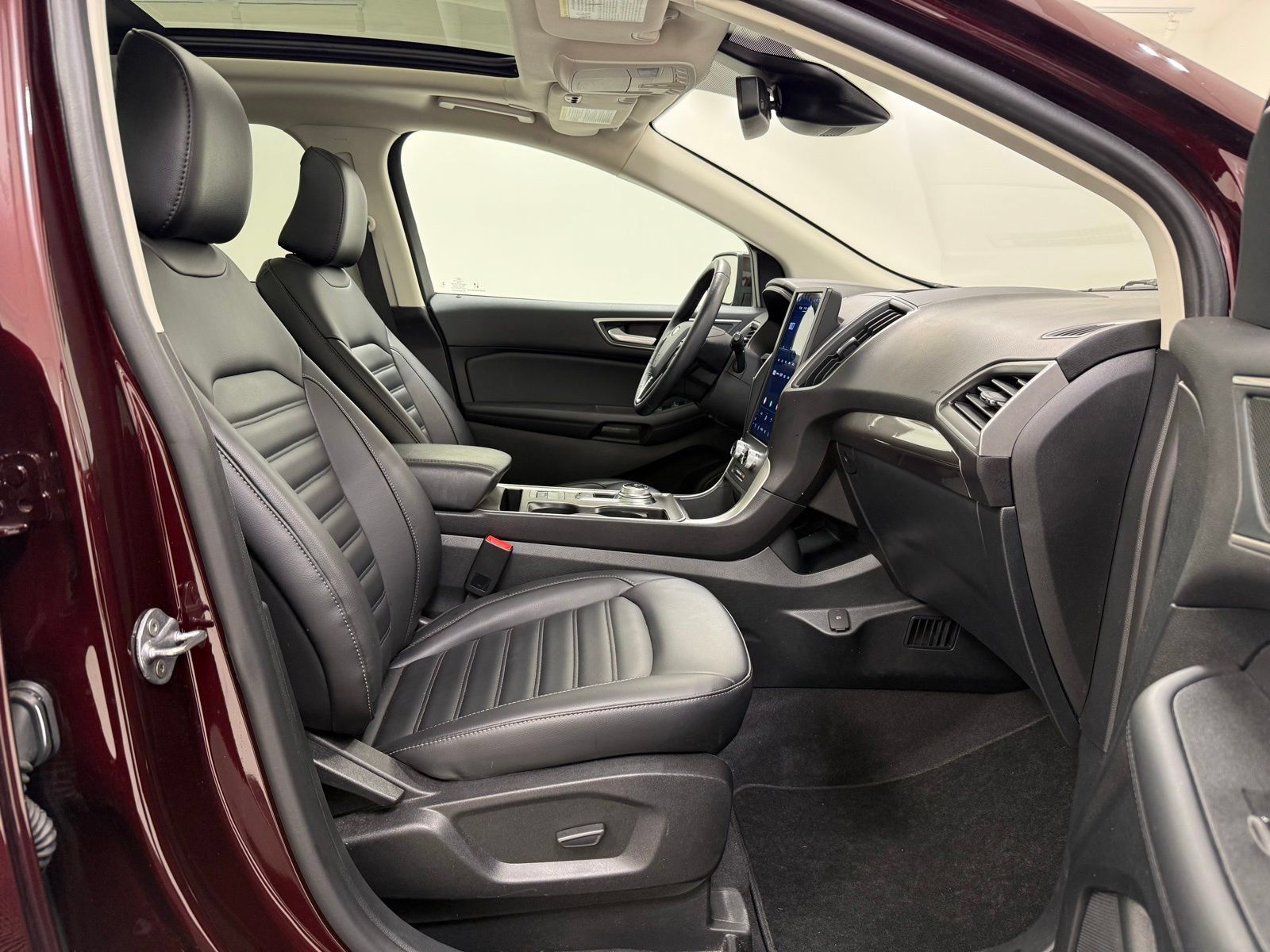 Used 2024 Ford Edge SEL w/ Convenience Package AWD/4WD image 29