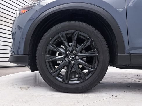 Used 2025 MAZDA CX-5 Carbon Edition image 16