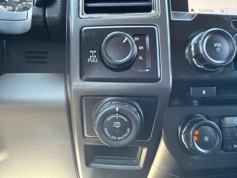 Used 2018 Ford F150 XLT w/ XTR Package AWD/4WD image 23