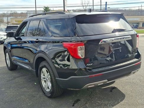 Used 2020 Ford Explorer XLT w/ Equipment Group 202A image 4
