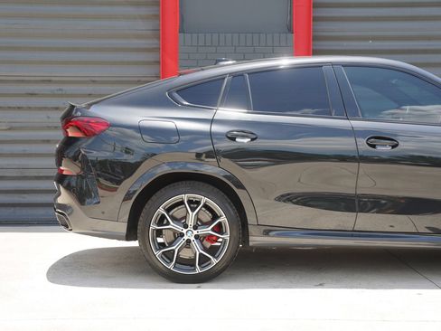 Used 2021 BMW X6 sDrive40i w/ M Sport Package RWD image 4