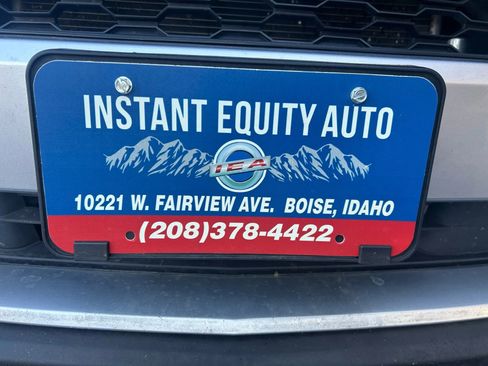 Used 2015 Ford Mustang Convertible w/ Equipment Group 051A image 29