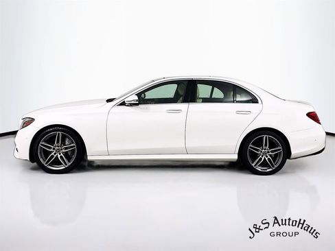 Used 2019 Mercedes-Benz E 300 E 300 image 4