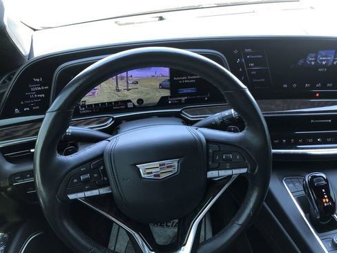 Used 2023 Cadillac Escalade ESV Sport Platinum AWD/4WD image 26