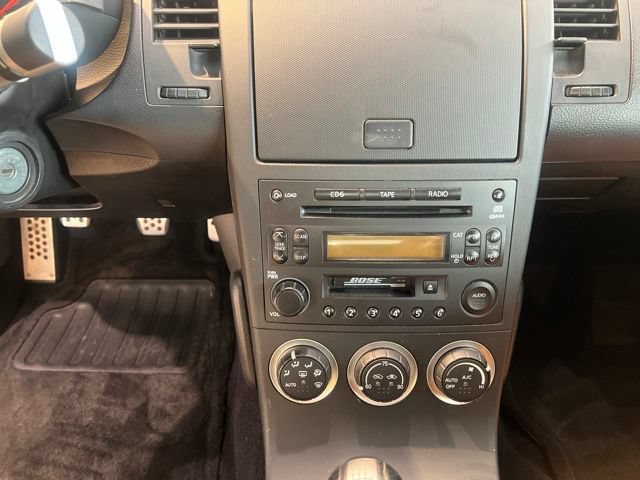 Used 2005 Nissan 350Z Grand Touring RWD image 19