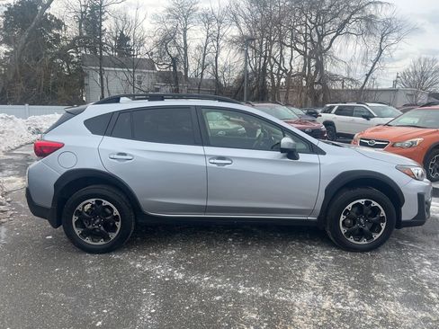 Certified 2023 Subaru Crosstrek 2.0i Premium image 6