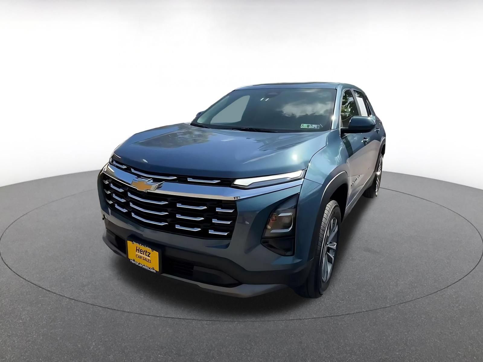 Used 2025 Chevrolet Equinox LT FWD image 6
