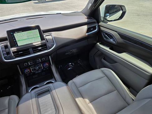 Used 2022 Chevrolet Tahoe LT w/ LT Signature Plus Package RWD image 40