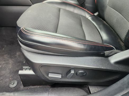 Used 2023 Ford Escape ST-Line image 12