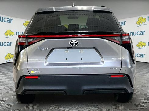 Used 2024 Toyota bZ4X XLE w/ Weather Package image 5
