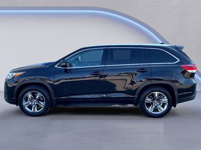 Used 2019 Toyota Highlander Limited Platinum
